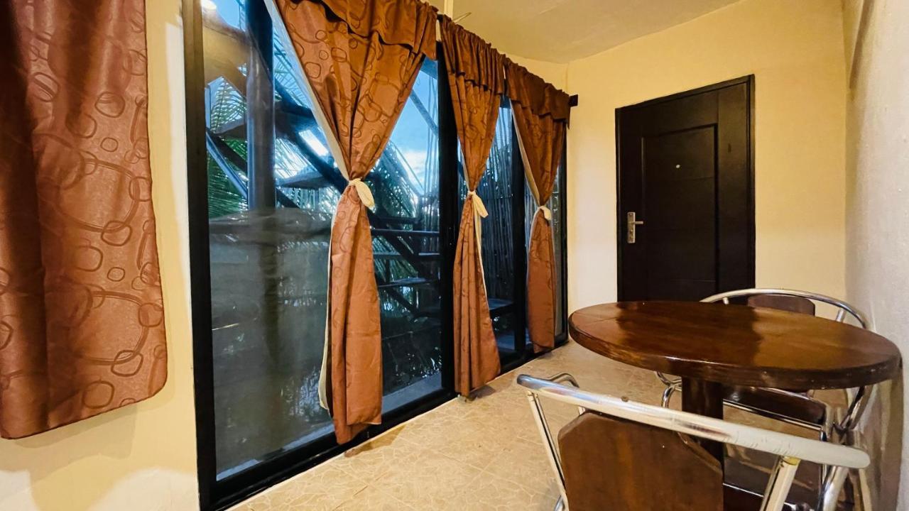 Hotel B&B - 5Th Avenue Playa del Carmen Zewnętrze zdjęcie A curtain